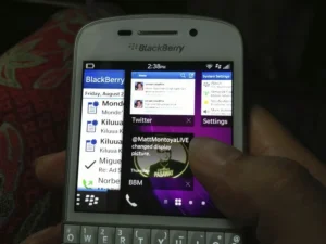 Active Frames while swiping to BlackBerry Hub