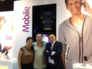 with new Key Account / Country Manager for Philippines Eiko Raquel and Ivollex Hodini