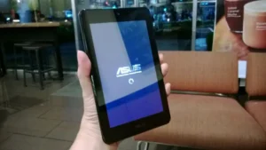 AsusUnbox04