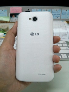 LG L70 - back