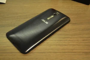 Asus Zenfone 2 Photo 07