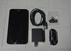 Asus Zenfone 2 Unboxing 03