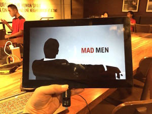 Watched the series finale of Mad Men on my O+ Convertible while the USB flash drive is plugged in