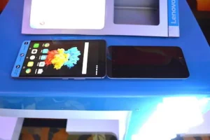 Lenovo PHAB Plus 03