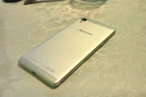 OPPO R7 Launch 04