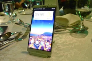 OPPO R7 Launch 05