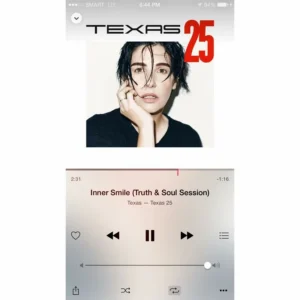 Smart iPhone 6s I love listening to Apple Music!