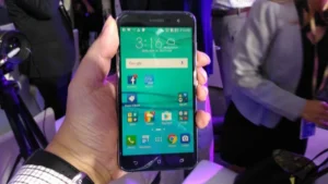 Asus-ZenFone-3-01