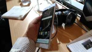 Asus-ZenFone-3-Ultra-02