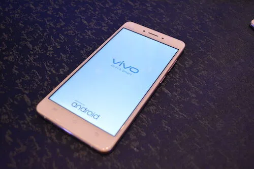 Vivo-V3-Max-02