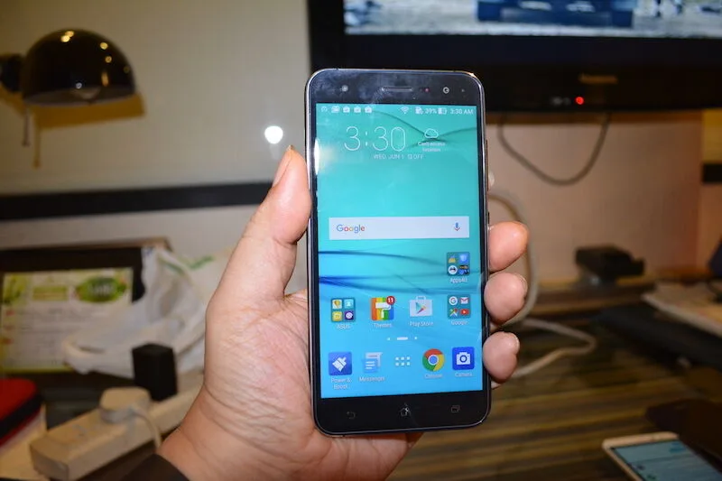 Asus-ZenFone-3-5.2-01
