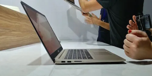 ASUS VivoBook S