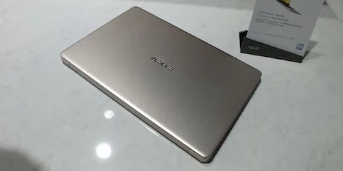 ASUS VivoBook S