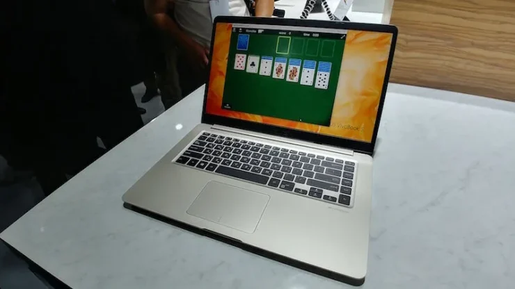ASUS VivoBook S