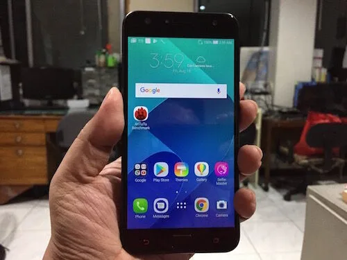 ASUS Zenfone 4