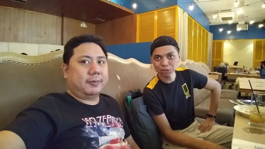 ASUS Zenfone 4 Selfie