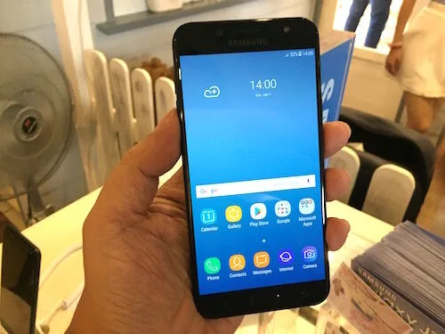 Samsung Galaxy J7+
