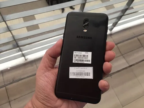 Samsung Galaxy J7+