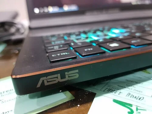 ASUS ROG Zephyrus GX501