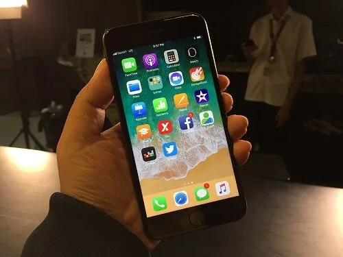 Smart iPhone 8 Smart iPhone 8
