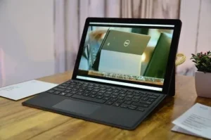 Dell Latitude 7390