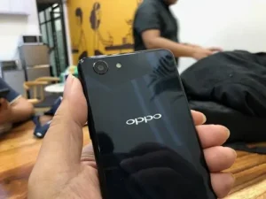 OPPO F7 Youth Pre-Order