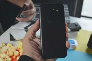Samsung Galaxy J6 Samsung Galaxy J6