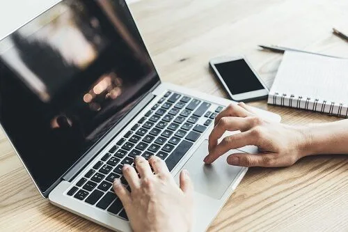 Turn Your Online Leads Turn Your Online Leads