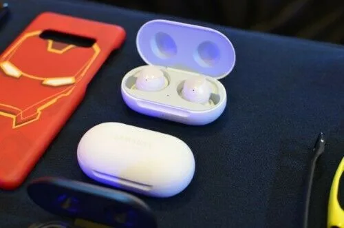 Samsung Galaxy S10 accessories