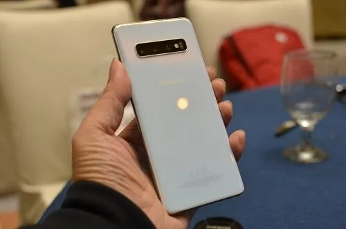 Samsung Galaxy S10