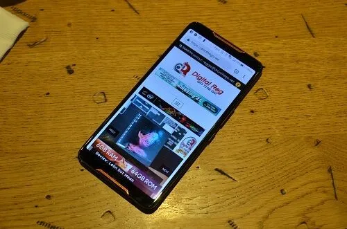 ASUS ROG Phone Review