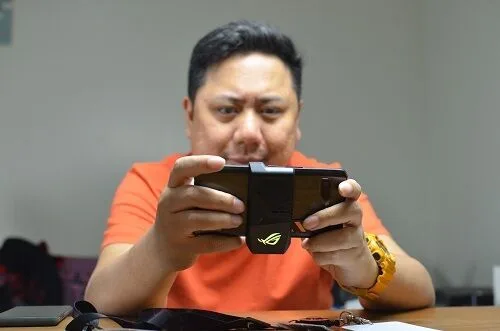 ASUS ROG Phone Review