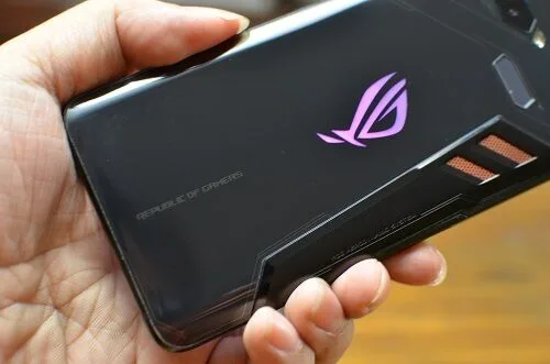 ASUS ROG Phone Review