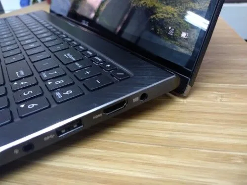 ASUS ZenBook Flip 15