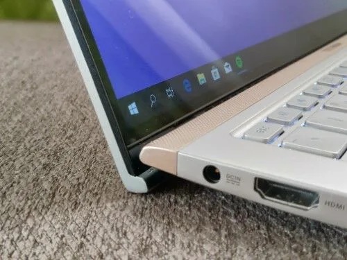 ASUS ZenBook 14 UX433F Review ASUS ZenBook 14 UX433F Review