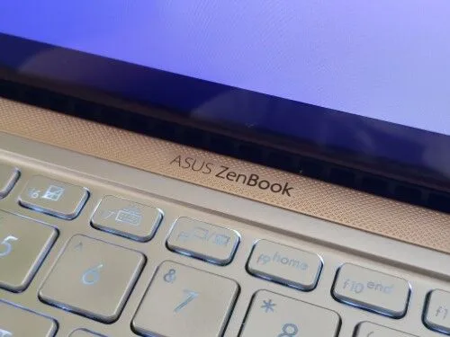 ASUS ZenBook 14 UX433F Review ASUS ZenBook 14 UX433F Review