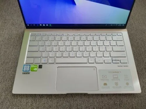 ASUS ZenBook 14 UX433F Review ASUS ZenBook 14 UX433F Review