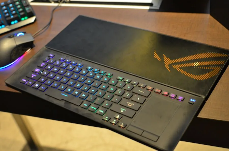 ROG Mothership