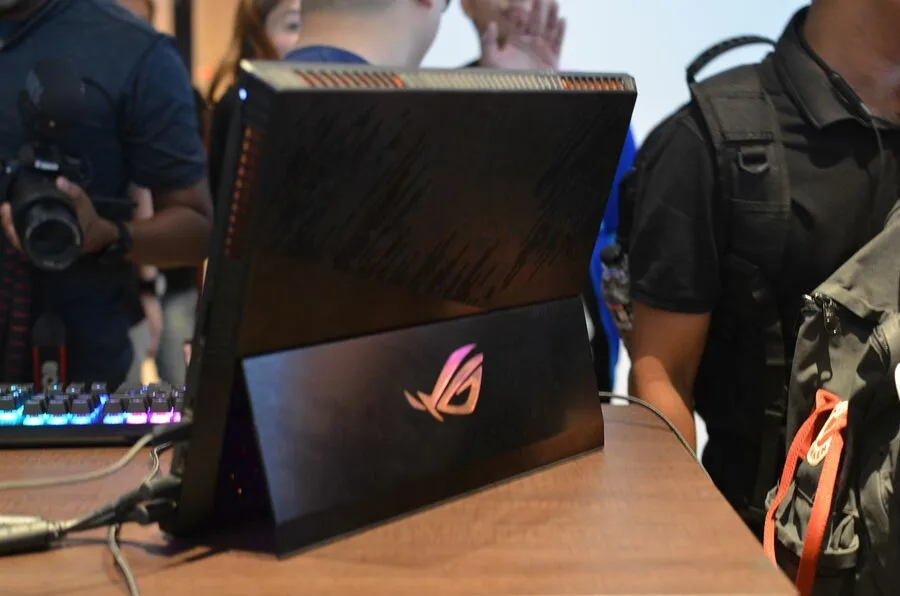 ROG Mothership