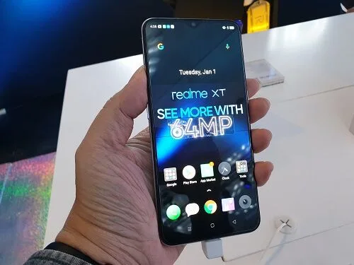 Realme XT Realme XT