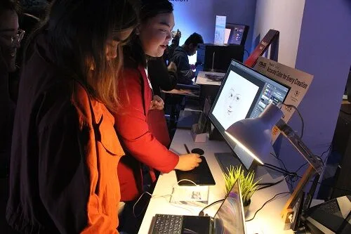 ASUS ProArt Graphika Manila