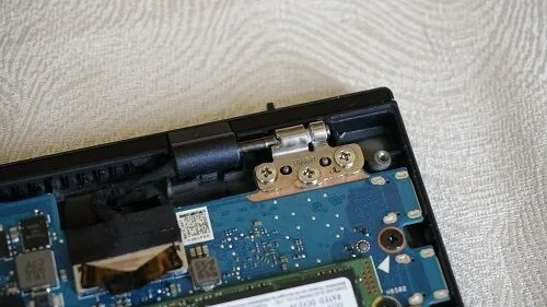 ASUS ExpertBook B9