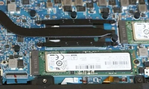 ASUS ExpertBook B9