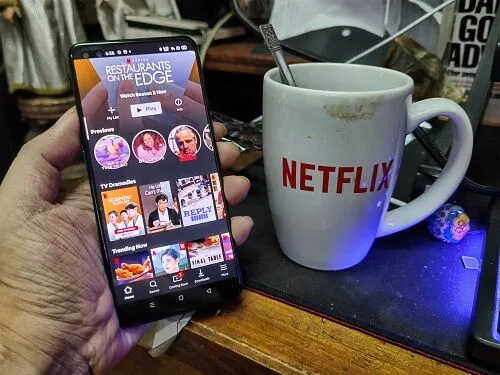 OPPO Reno3 Netflix