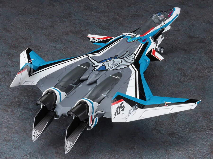 Macross Toys & Kits News