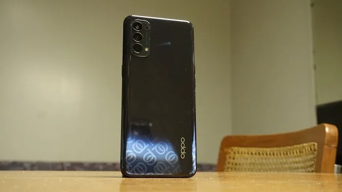 OPPO Reno4