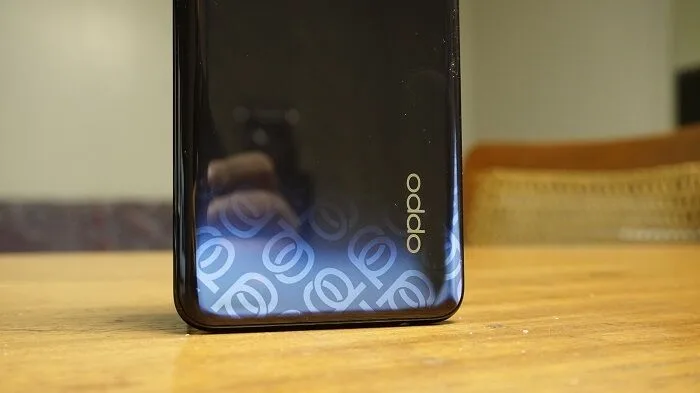 OPPO Reno4