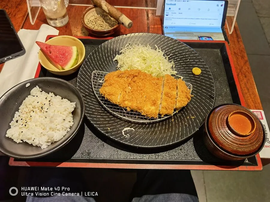 Huawei Mate 40 Pro Huawei Mate 40 Pro