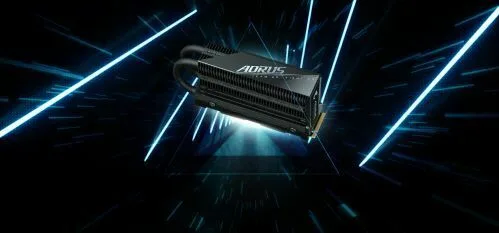 AORUS Gen4 7000s Premium