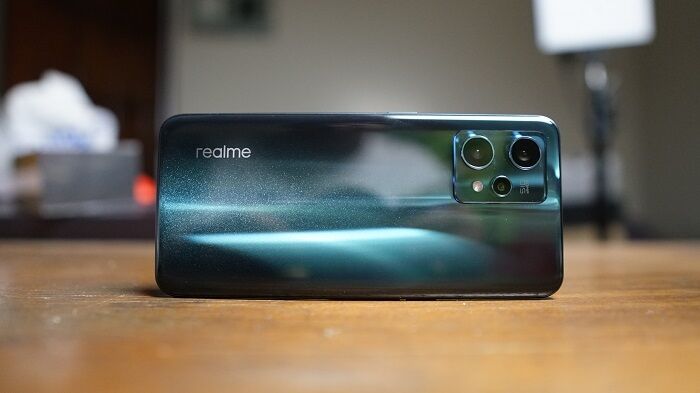 Realme 9i Unboxing & Review: Unmatched Performance 